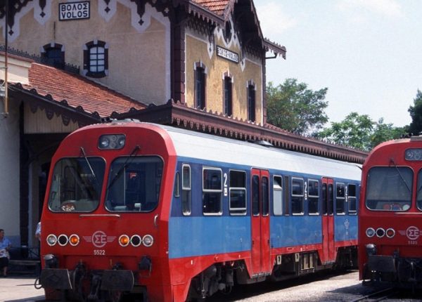 Τέμπη: Στη Βουλή το σχέδιο νόμου για τα μέτρα στήριξης